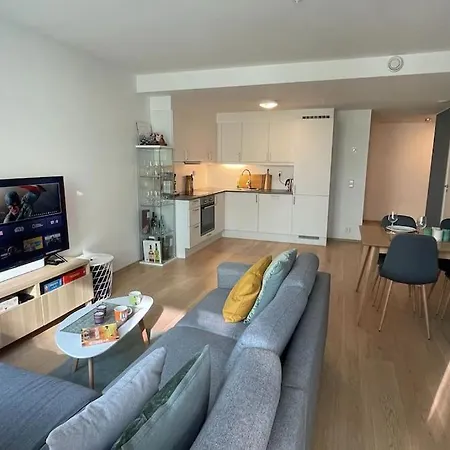 Lejlighed Modern With A Big Balcony